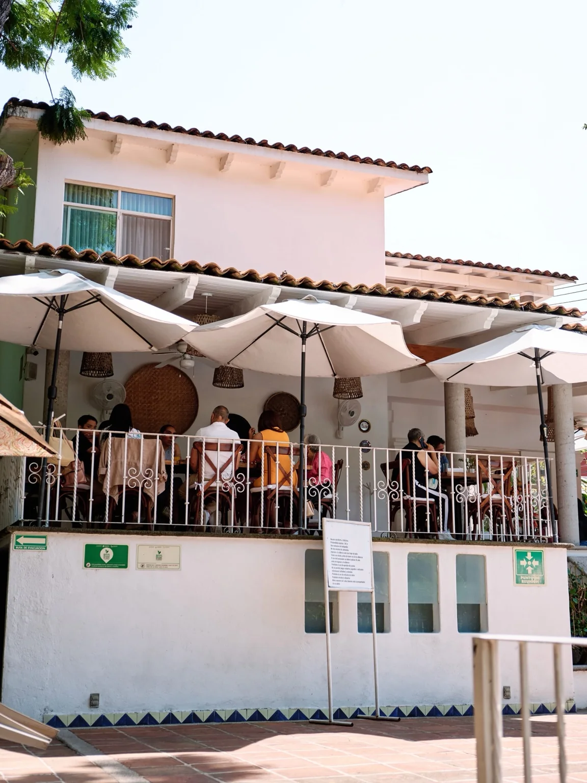 Terraza de Bugambilia Restaurante